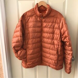 XL Eddie Bauer Down Light Winter Jacket with Zipper and Pockets